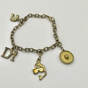 Diamond International scuba hat binoculars hat charm bracelet